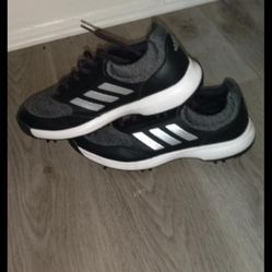Adidas Track Shoea