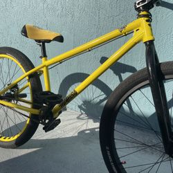 Yellow Medusa Mafia 26 Inch Wheelie Bike 