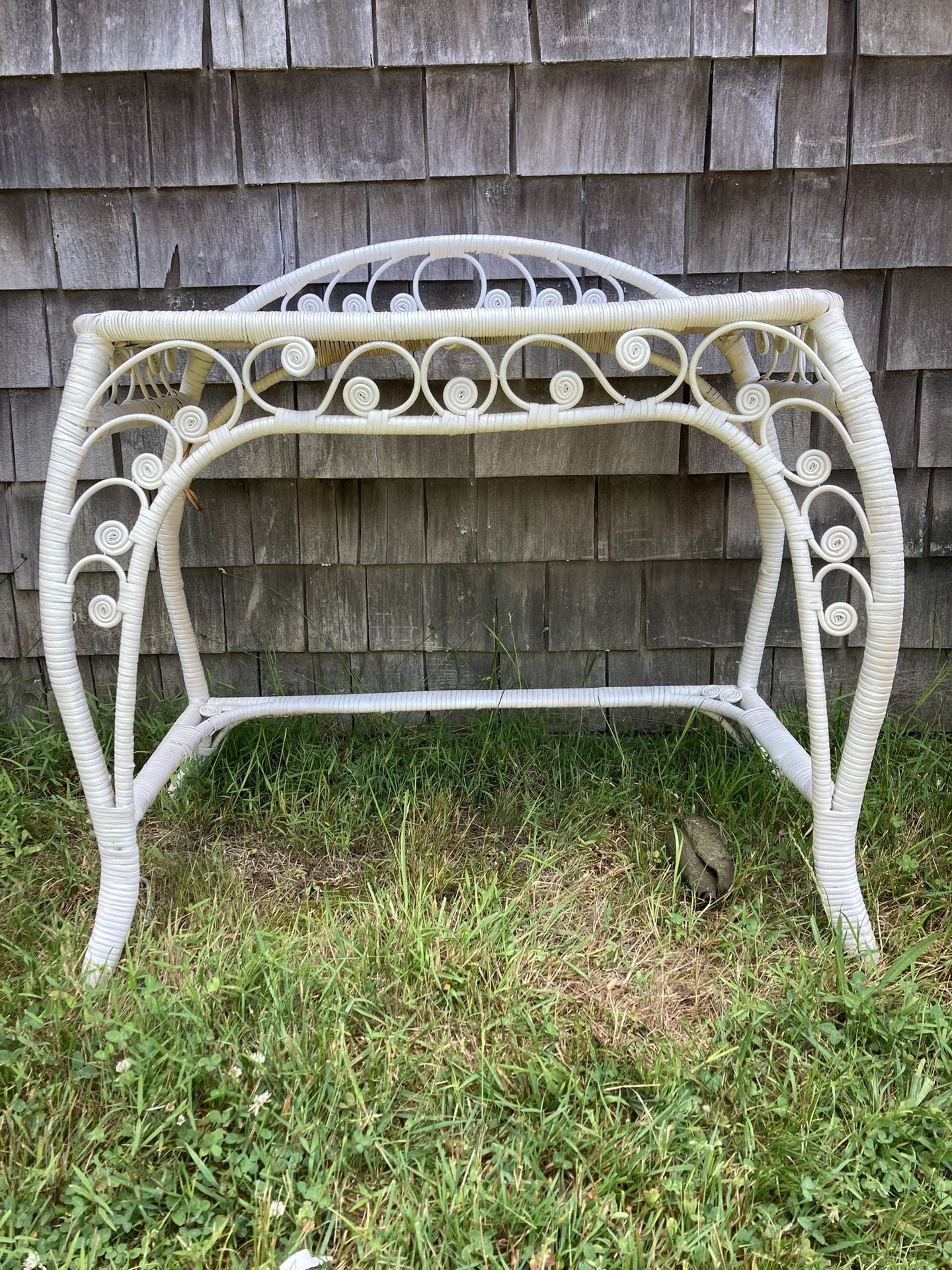Vintage Victorian Wicker Vanity/Desk