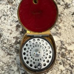 Vintage 1939 Hardy Fly Reel