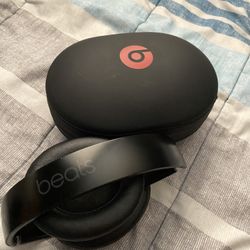 BEATS HEADPHONES