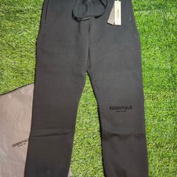 Black Fear Of God Essentials Sweatpants Cuffed