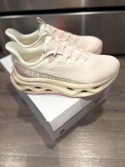 ALL SWIFT Light Pink Running Shoes