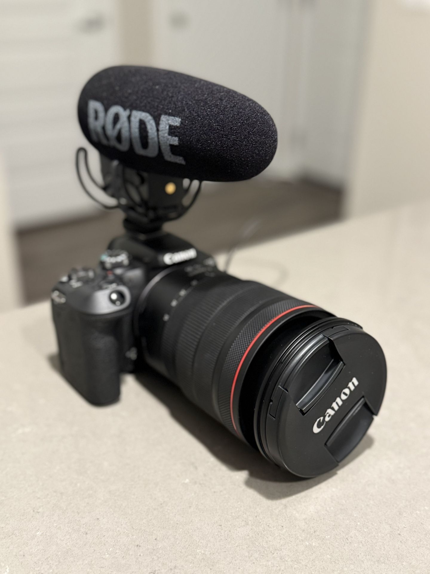 CANON EOS R10 BODY