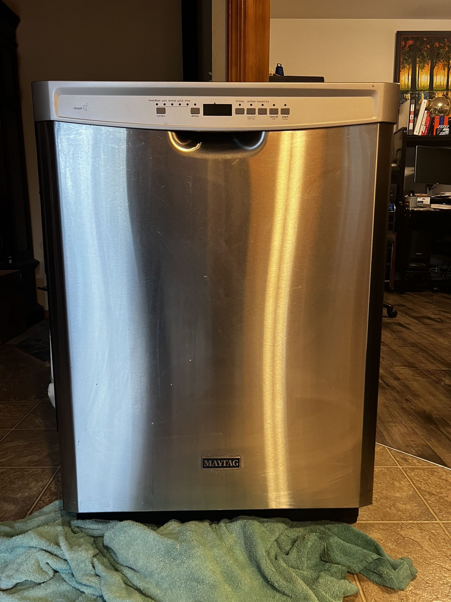 Maytag Built-in Dishwasher