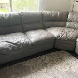 Leather Couch Parts Broken Shown In Picture No Stains (Good quality 
