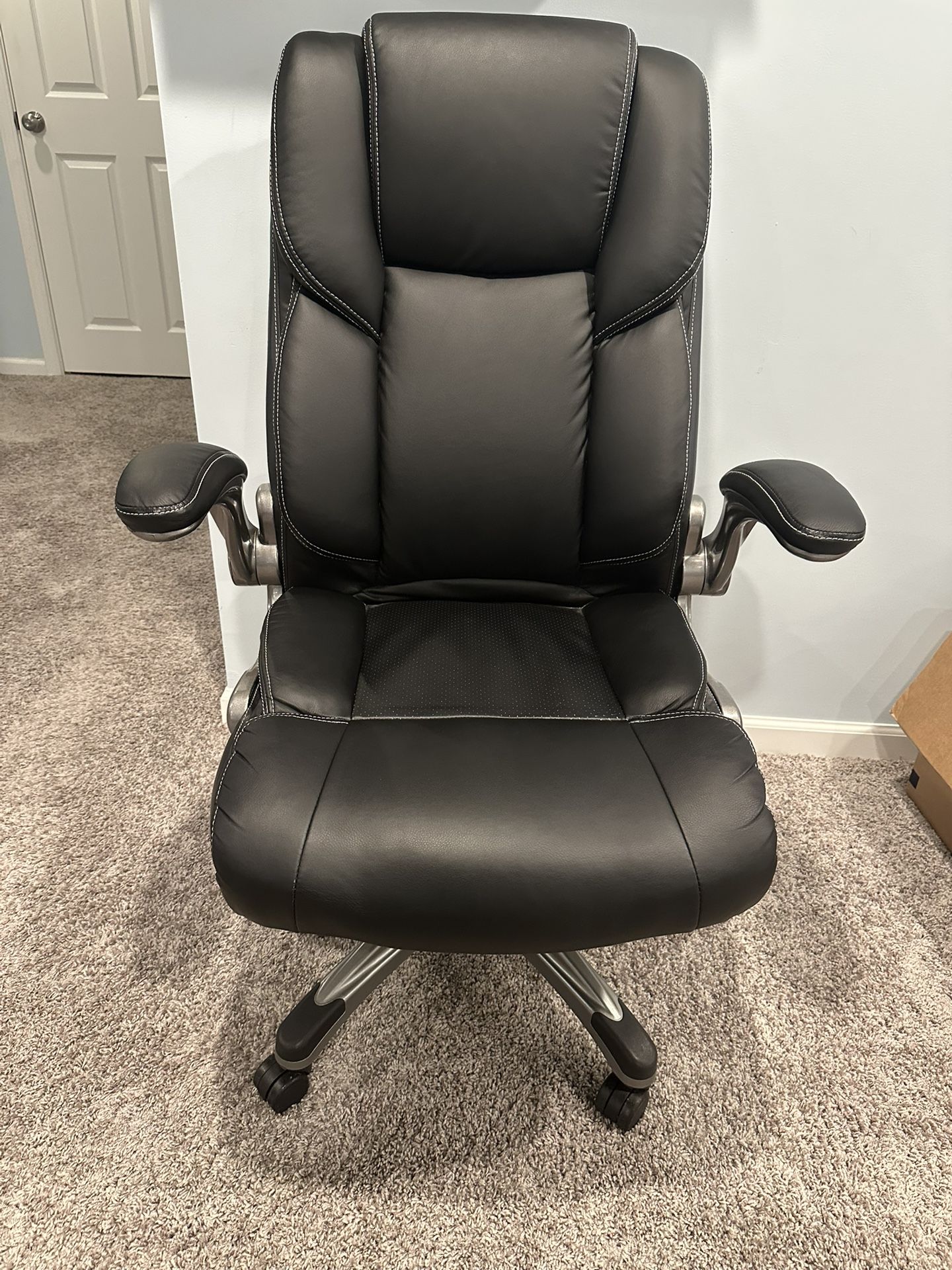 Swivel Office Chair