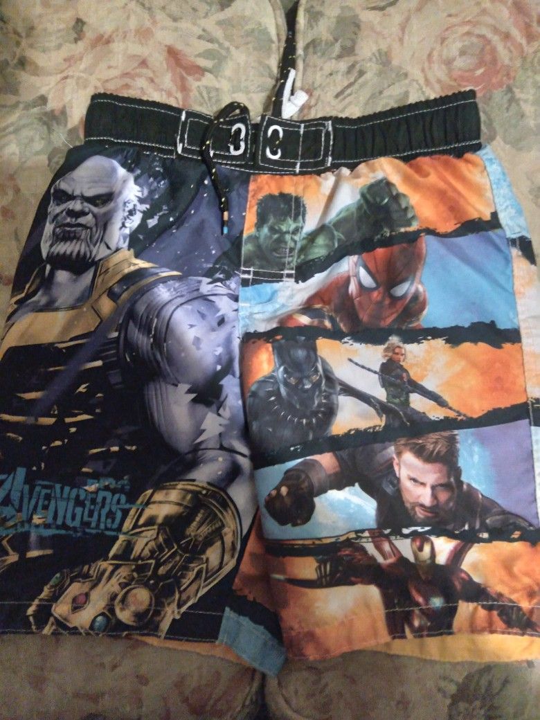 Avengers Trunks Kids Sz 6