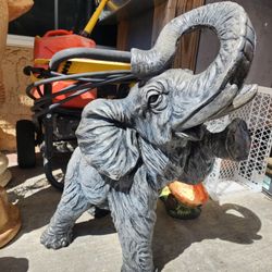 Elefants Statue For Sale 
