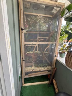 Reptile cage