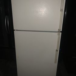 Fridge Hotpoint Good Condition 90 Days Warranty Refry Hotpoint Buenas Condiciones 90 Dias De Garantia 