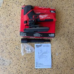 Milwaukee M12 12V Fuel Lithium-Ion Cordless Jig Saw (Tool-Only)