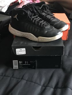 Boys Jordan 5.5y