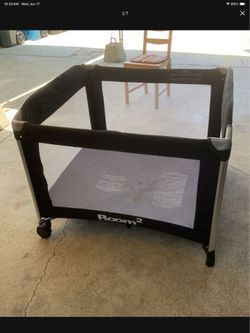 Joovy room 2 playard large