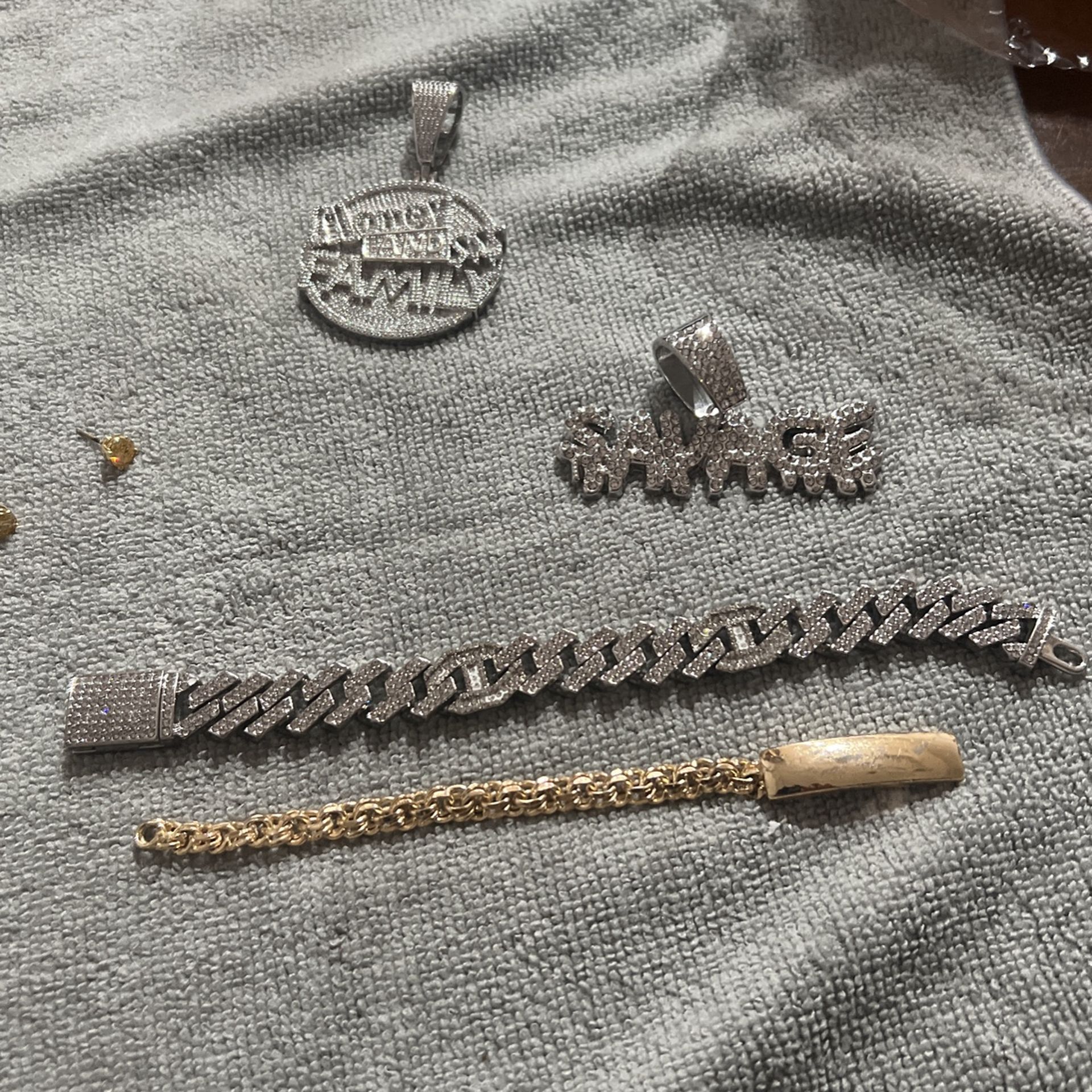 100$