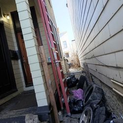 12ft Cuprum fiberglass stepladder model 486-12. Extra heavy duty for industrial and electrical use