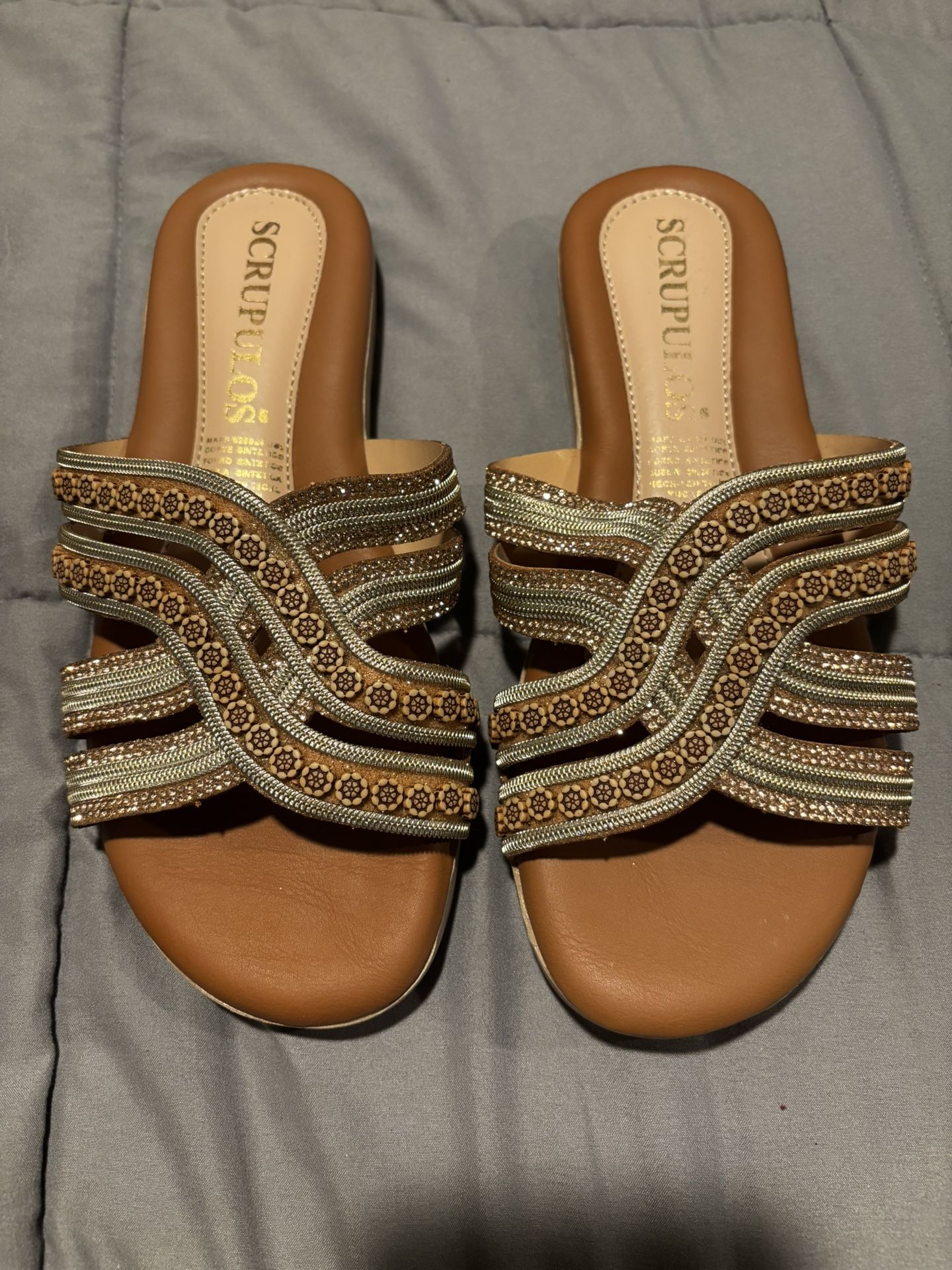 Women’s Wear Flat Sandals