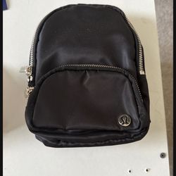Lululemon Belt Bag 