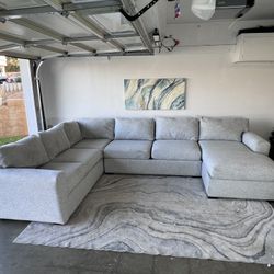 Large Gray Sectional With Chaise (Delivery Available)