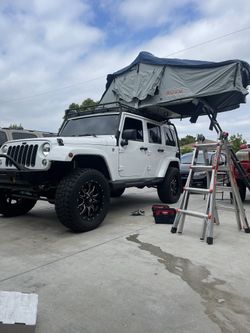 Roam Vegabond Roof Top Tent