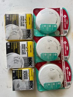 Smoke & Carbon Monoxide Alarm Lot of 6