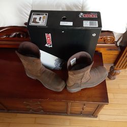 Rocky Met Guard Boots