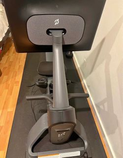 Peloton Rower