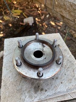 Toyota tacoma 2016-2023 front wheel bearing 4x4