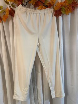New ladies pants brand BLAIR size 16 good quality!!🌺