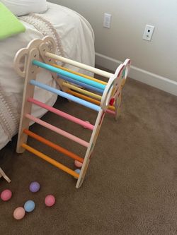 Wingyz Wooden Montessori Climbing Set with Arch and Cushion