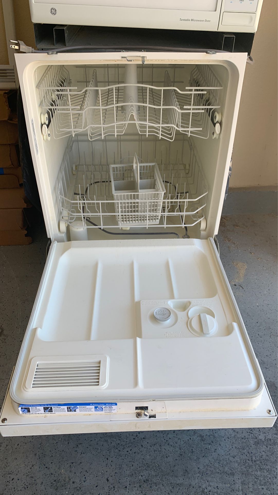 General Electric GE Dishwasher Potscrubber for Sale in Las Vegas, NV