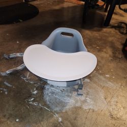 Upseat Baby Floor Booster Chair