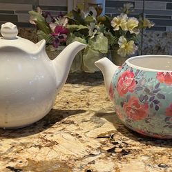2 CERAMIC TEAPOTS-LOT