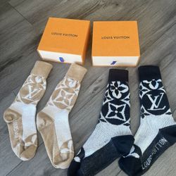 Louis Vuitton Socks Black White Beige Medallion Monogram Cashmere Size s