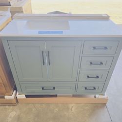 42 in Single Sink Bath Vanity in Sage Green with Marble Top in White  $699 