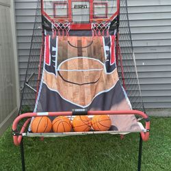 Basketball Hoops 
