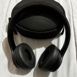 Beats solo3 wireless headphones