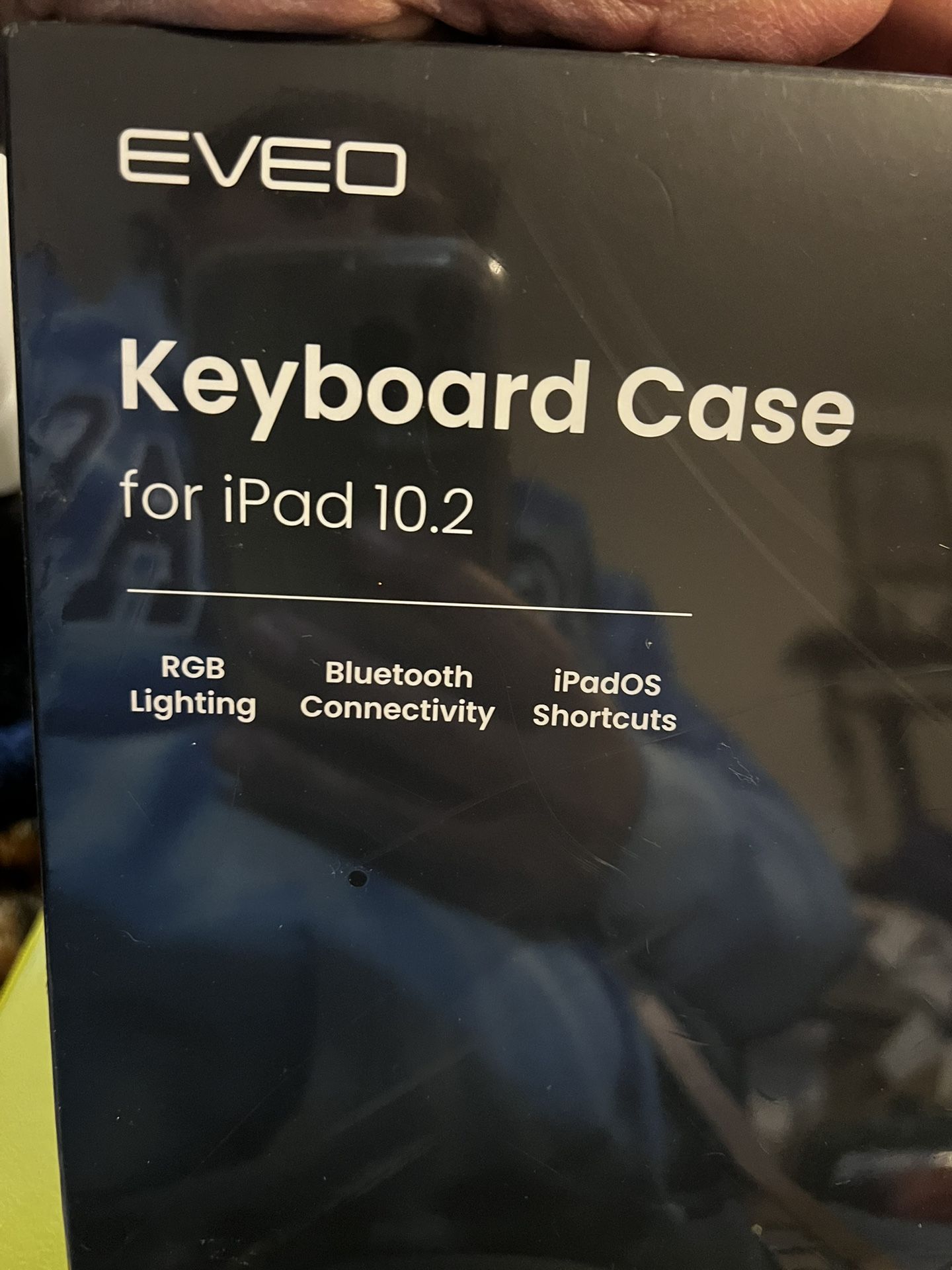 Eveo: Keyboard Case For iPad 10.2