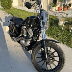 07 Harley Davidson 883