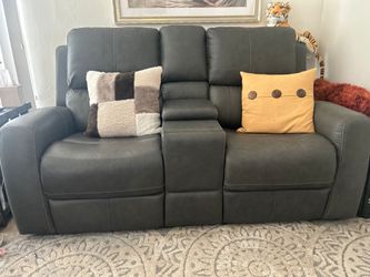 Leather Loveseat Flexsteel