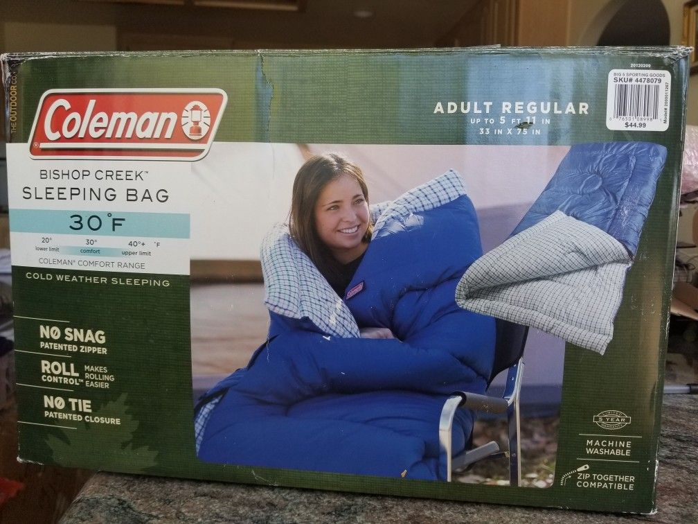 Like New Sleeping Bag Coleman Bishop Creek Adult Regular 30 Degree Sleeping Bag