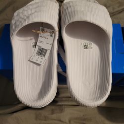 ADIDAS ADILETTE 22