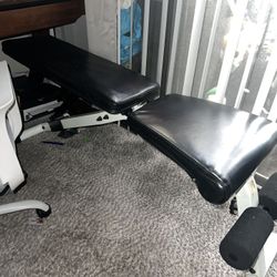 Adjustable Weight Bench