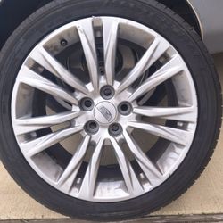 XTS stock rims 19 inch
