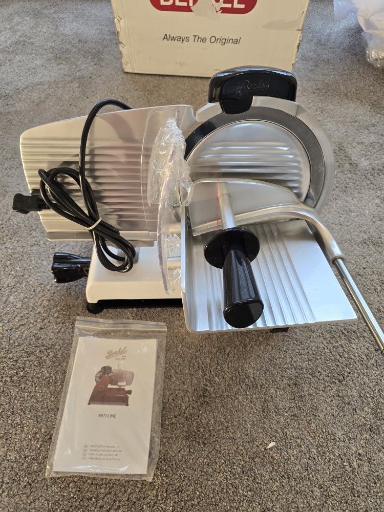 BERKEL FOOD SLICER WHITE BRAND NEW 220 ELECTRIC 9" INCH BLADE ADJUSTABLE THICKNESS