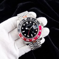 GMT Red Master 2 Watch