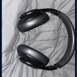Beats Studio Pro