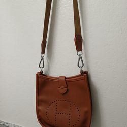 Women's Brown Leather Crossbody Bag
