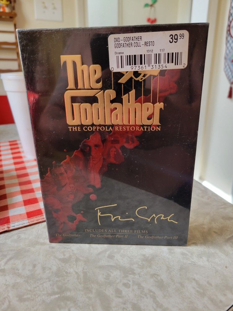 NEW
FACTORY SEALED
The godfather
The
Coppola Restoration
4 DVD BOX SET