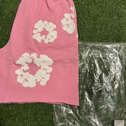 *BRAND NEW* DENIM TEARS COTTON WREATH SWEATSHORTS “PINK” M